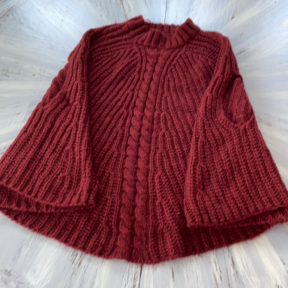 Poncho sweater